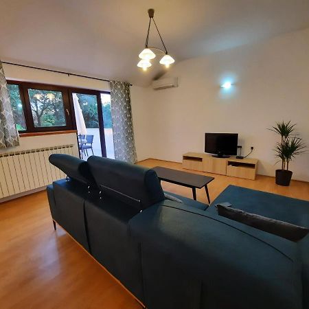 Apartman Sofia Porec Exterior photo