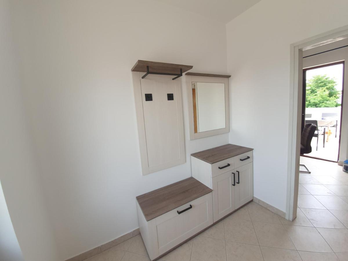 Apartman Sofia Porec Exterior photo