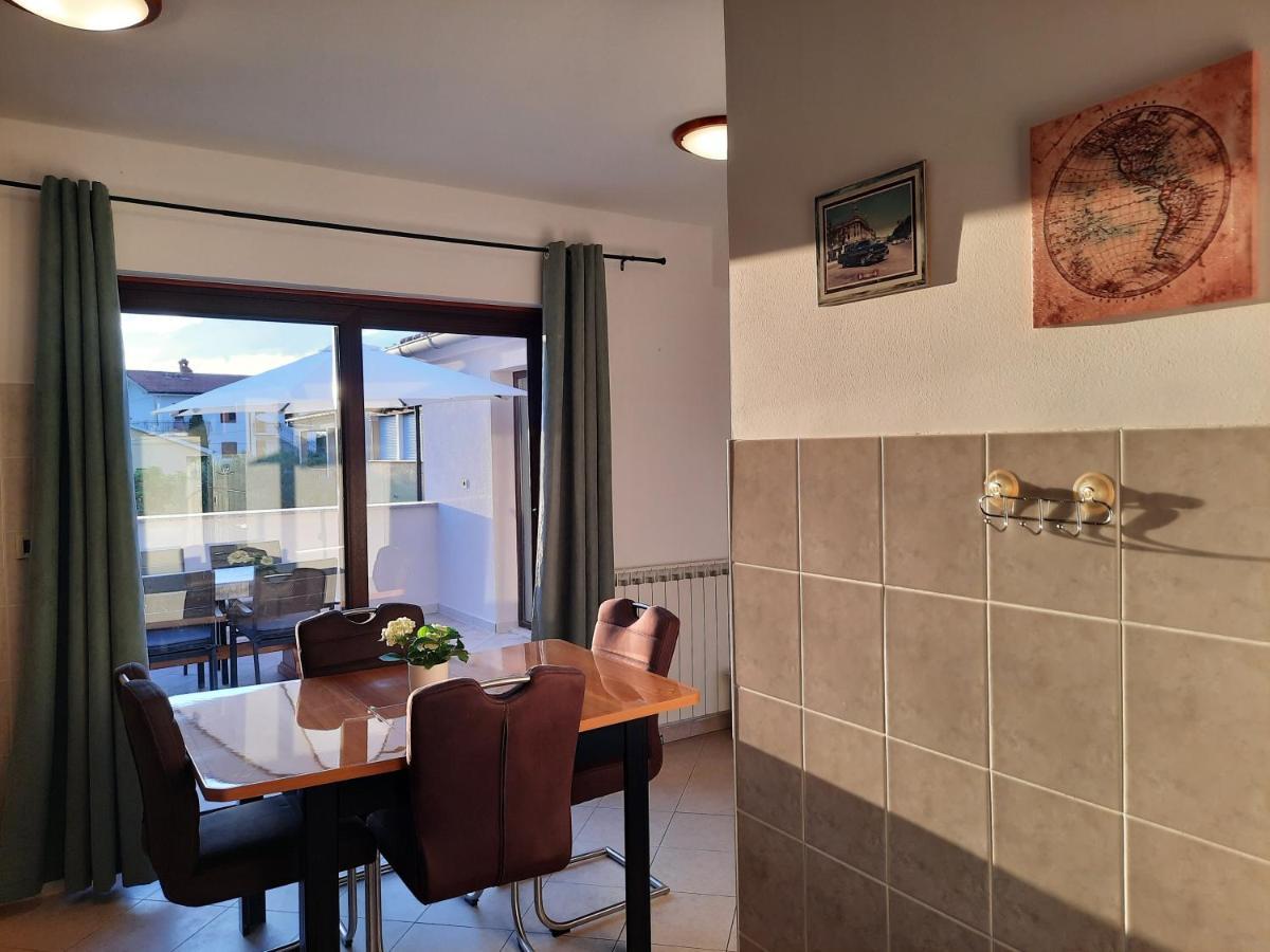 Apartman Sofia Porec Exterior photo